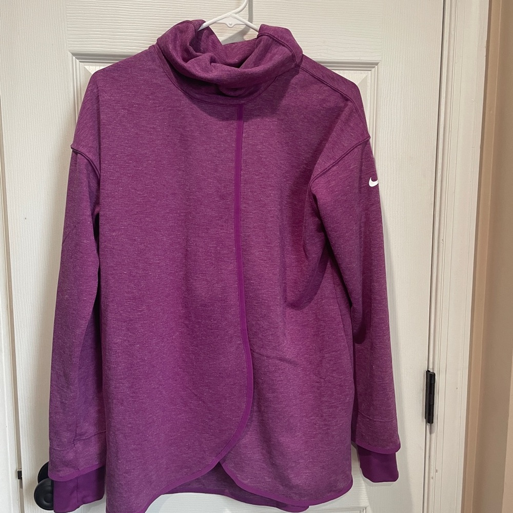 Nike sweatshirt